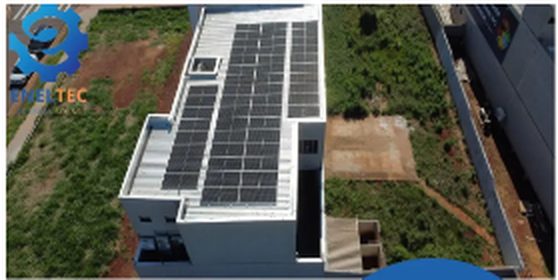 Sistema de energia solar instalado pela ENELTEC: loja de móveis (comércio) em Maringá - PR, 3.000 kWh por mês